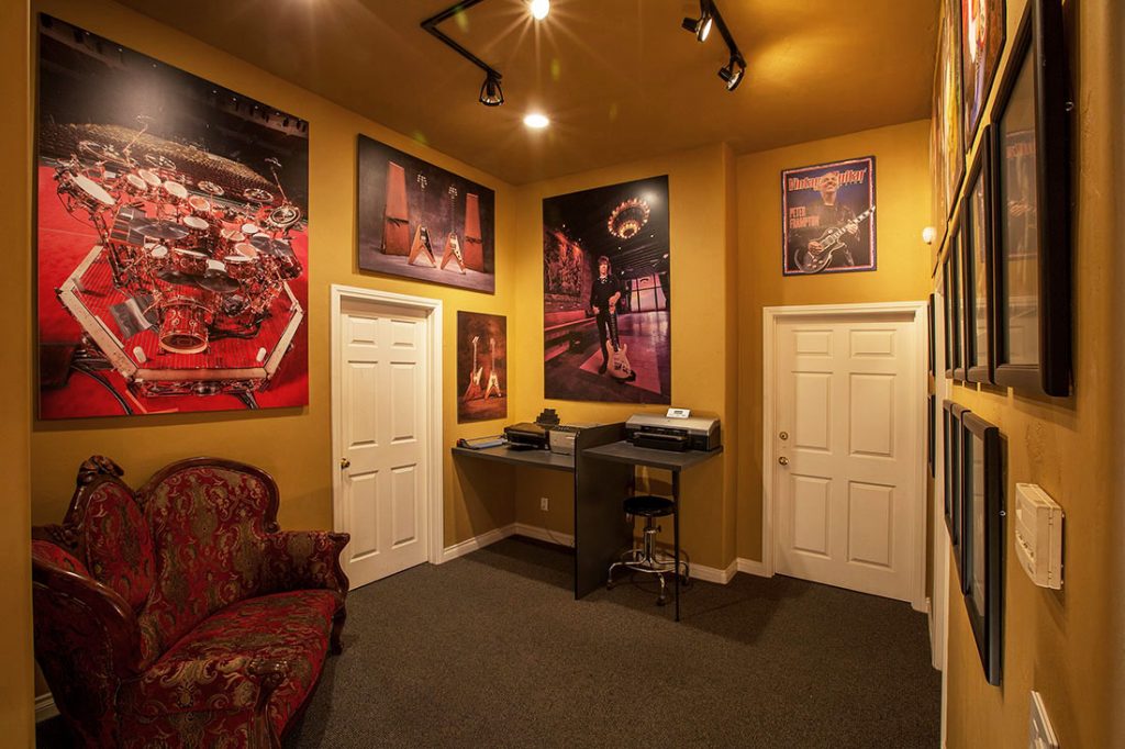 Graphics Area with printers and ornate couch at photography studio rental San Diego